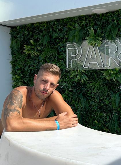 albertolopezxxl OnlyFans picture