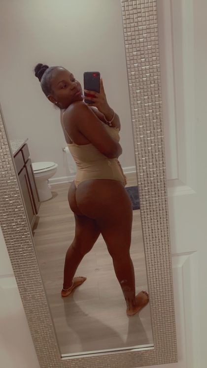 neshaxxx OnlyFans picture