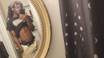 suaveocado OnlyFans picture