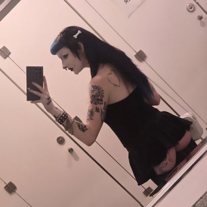 alvarkara OnlyFans picture