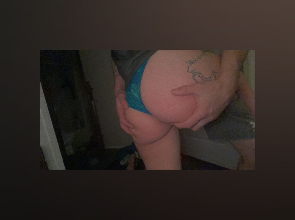 hotyoungmommy03 OnlyFans profile picture