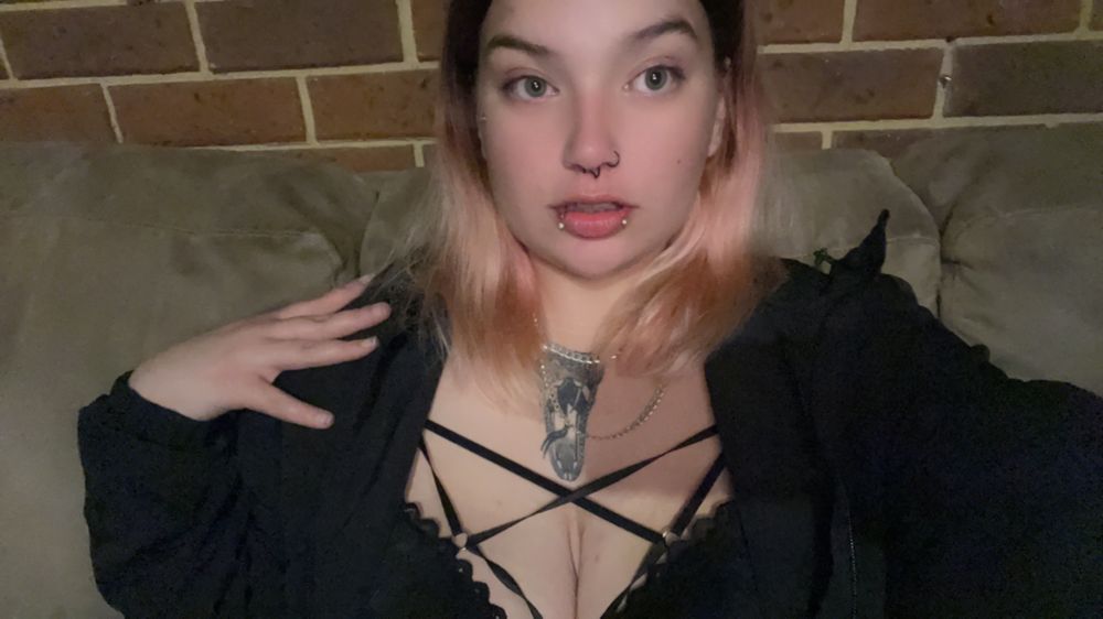 lili2342 OnlyFans profile picture
