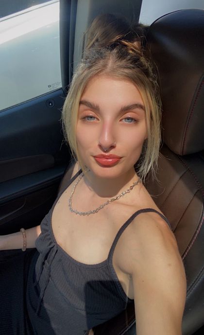 rieleyx OnlyFans picture