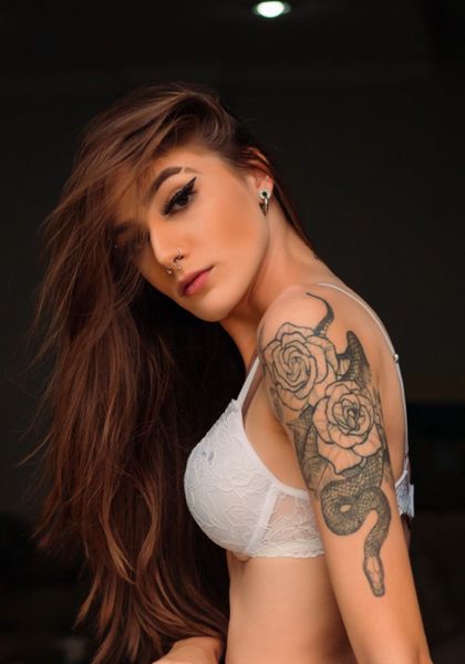 saradenisovas OnlyFans picture