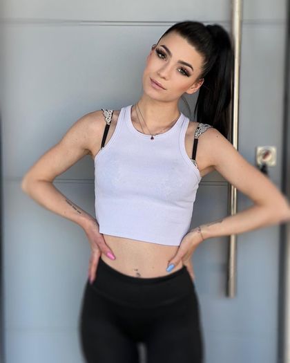 violettazac1999 OnlyFans picture