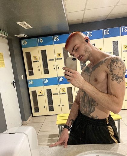 lupavaroti OnlyFans picture