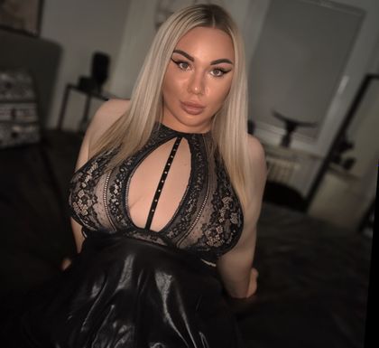 straponmommy OnlyFans picture