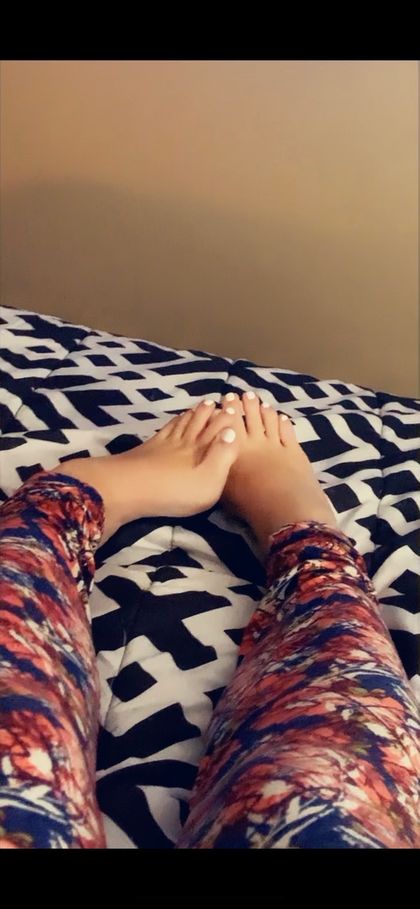 laurenwiththecutefeet OnlyFans picture