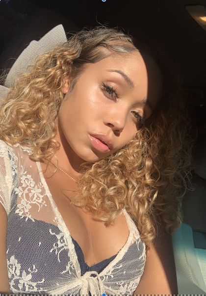 carlinalacubana OnlyFans picture