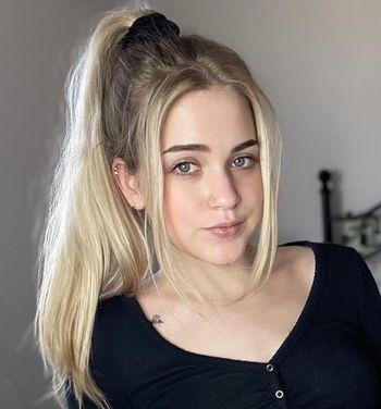 valeriewhitebby OnlyFans - Stats, Graphs, Photos & Profile Comparisons