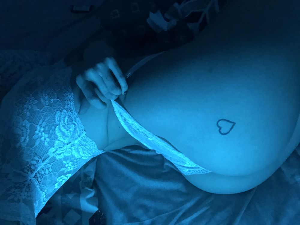 thelilpeachemoji OnlyFans profile picture