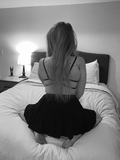 taylor.renae OnlyFans picture