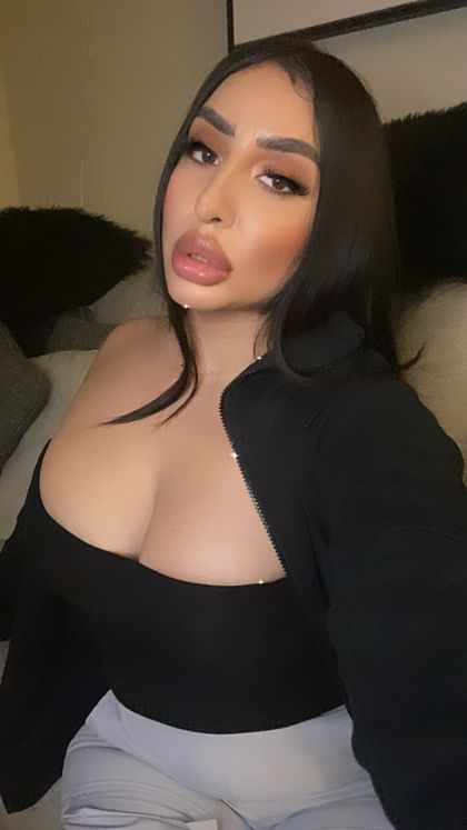 thebbyyashhh OnlyFans picture