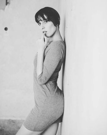 Sia Lovely