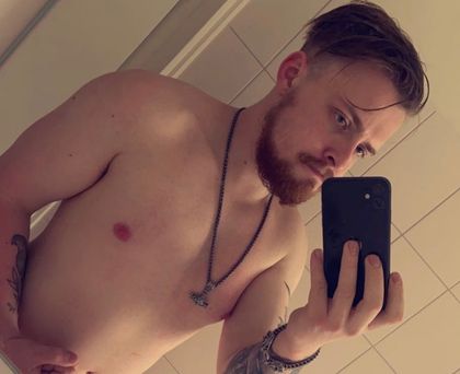 u87019515 OnlyFans picture