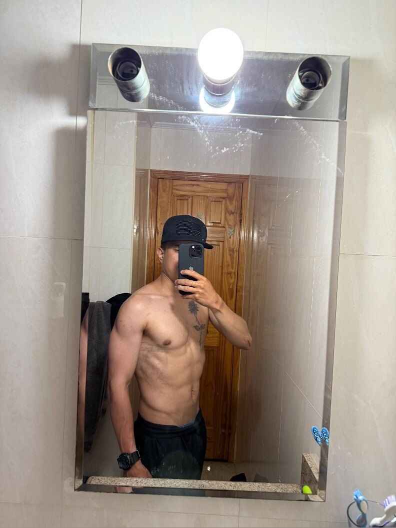 alejandroron OnlyFans profile picture