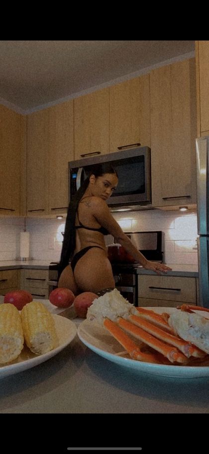 dinnerinlinge OnlyFans picture