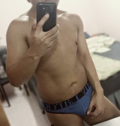 leesonmin OnlyFans picture
