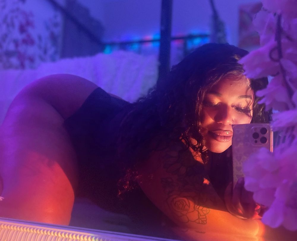 rosezillaxo OnlyFans profile picture