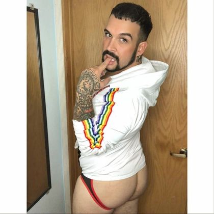 mjtomtishen OnlyFans picture