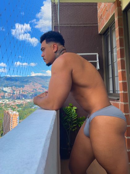 zeus_strong1 OnlyFans picture