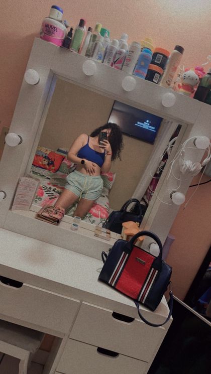 michelle2293 OnlyFans picture