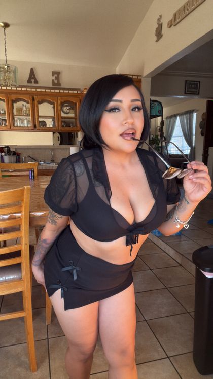 adrianaa.juax OnlyFans picture