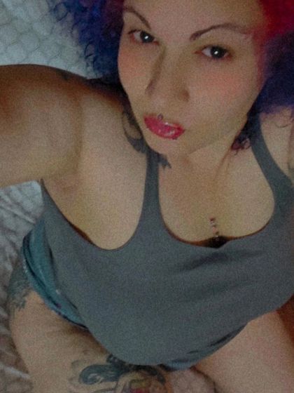 lovelybklyn OnlyFans picture