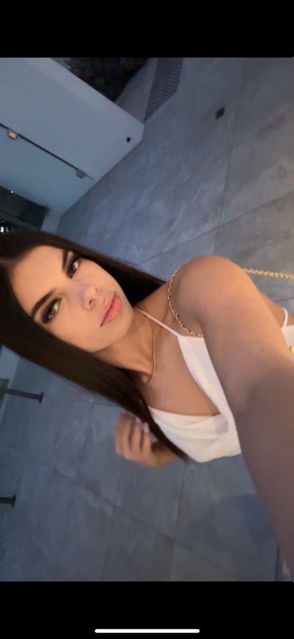 tsizzl OnlyFans picture