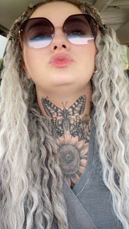 heywatsuphello OnlyFans picture