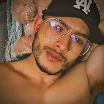 Aaroon_cruz