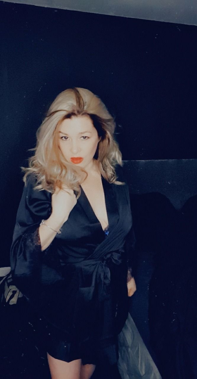 clare58837425 OnlyFans profile picture
