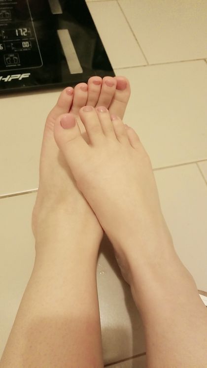 tiny4foot11 OnlyFans picture