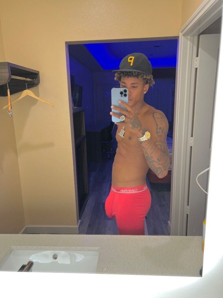 inherguttsss OnlyFans profile picture
