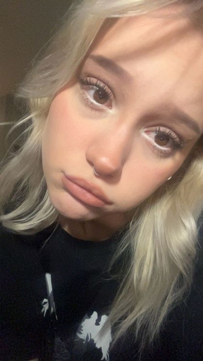 evelynpoppy69 OnlyFans picture