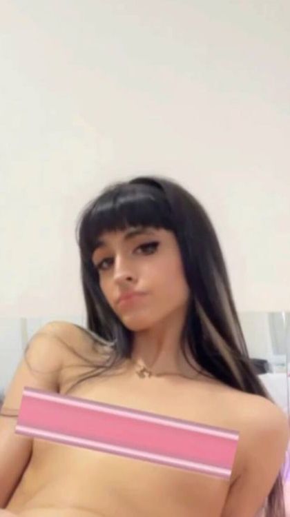 tazinea OnlyFans picture