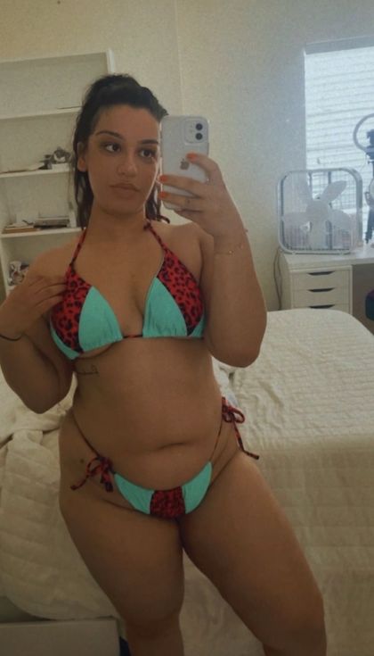 zararose444 OnlyFans picture