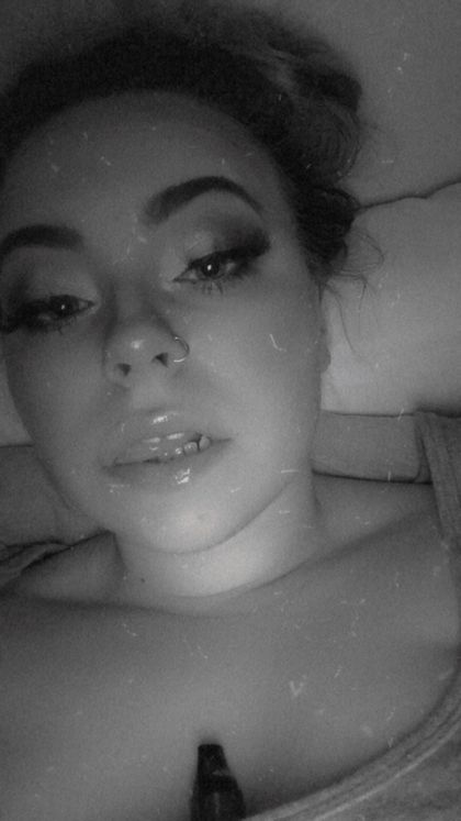ariasnowww OnlyFans picture