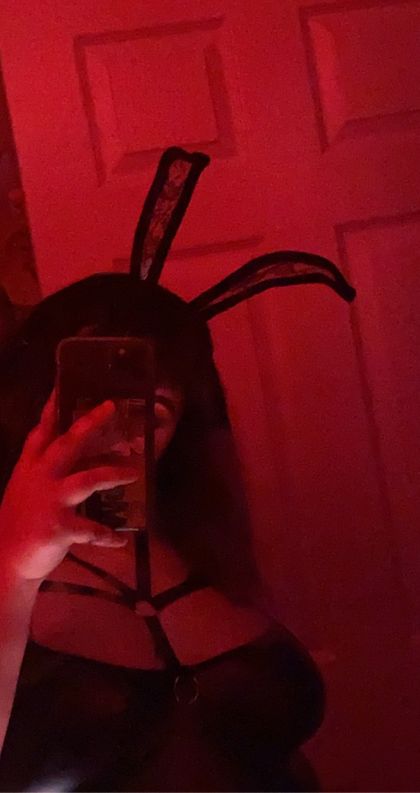 amirasclosett OnlyFans picture
