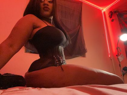 lavenderluvely OnlyFans picture