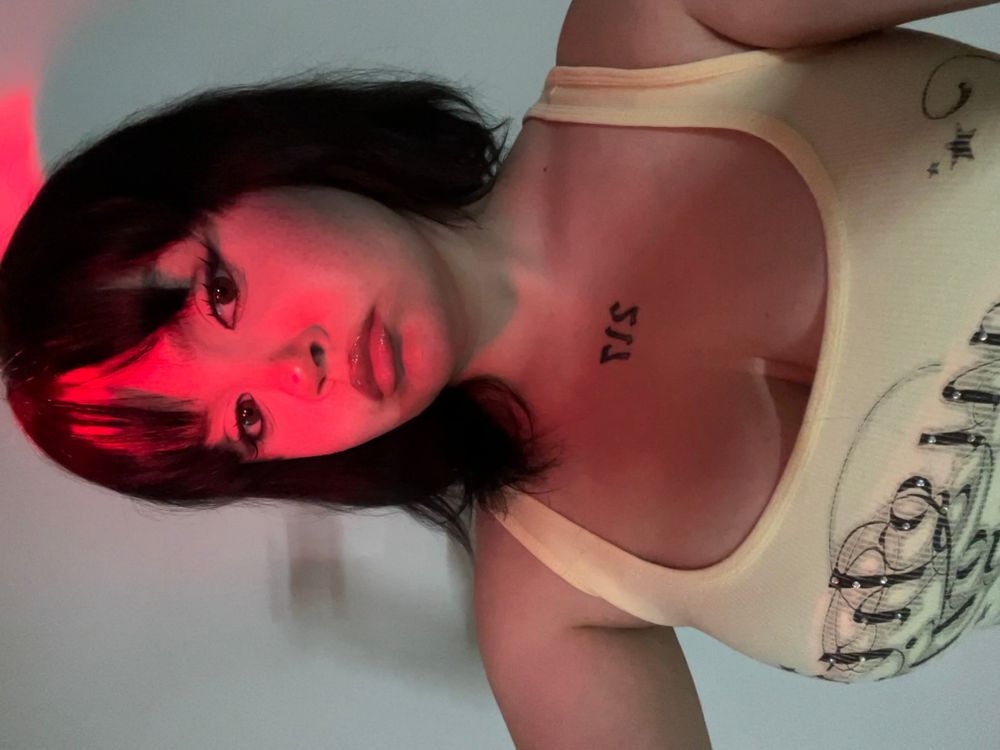 adrikrystal OnlyFans profile picture