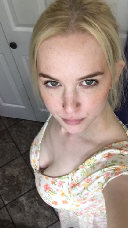 delicate_blonde_babe0 OnlyFans picture