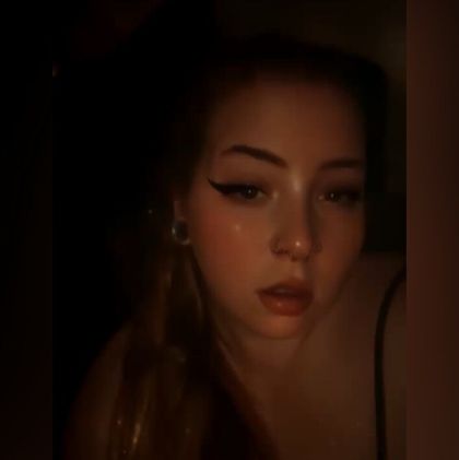 yumpeeches OnlyFans picture
