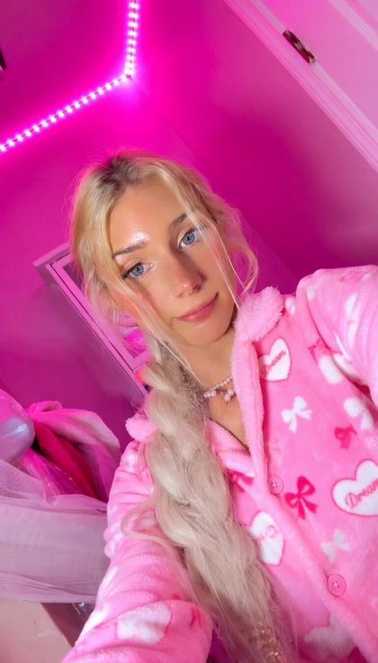 karmaabunny OnlyFans picture