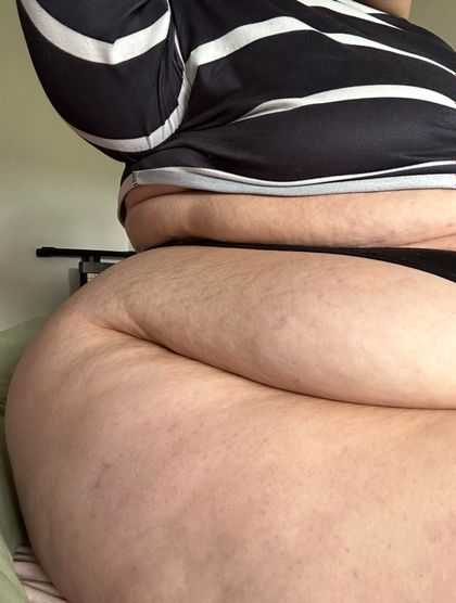 yourthiccestnightmare OnlyFans picture