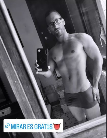 u18306031 OnlyFans picture