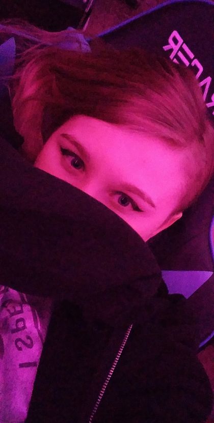 squishyegirl03 OnlyFans picture