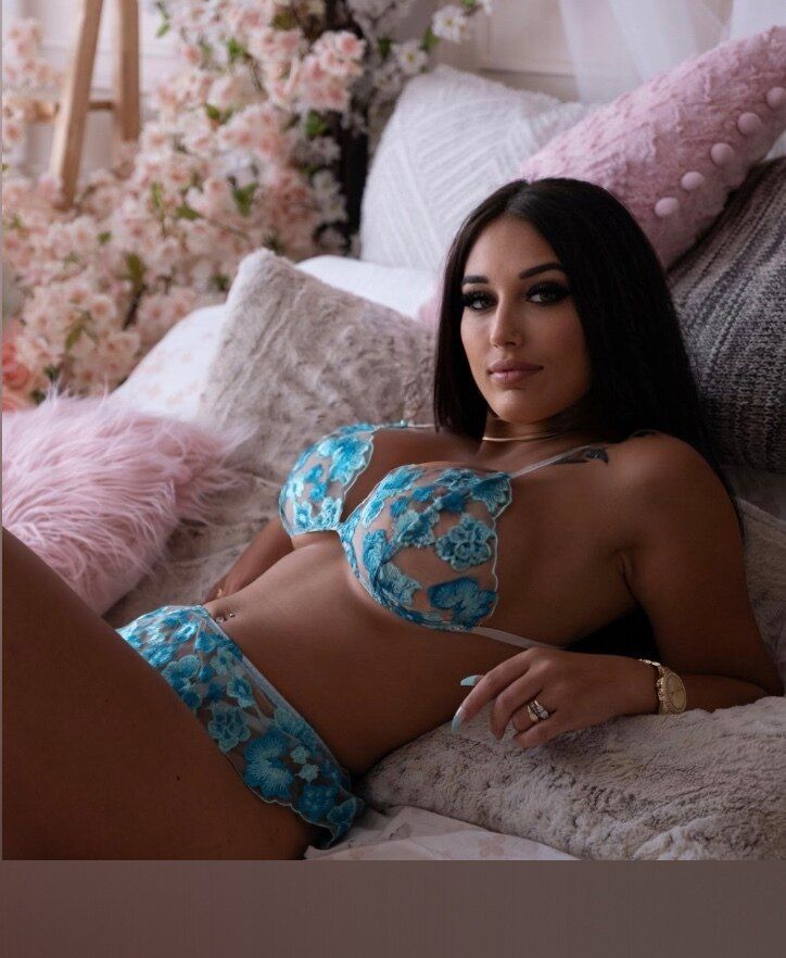 melie94 OnlyFans profile picture