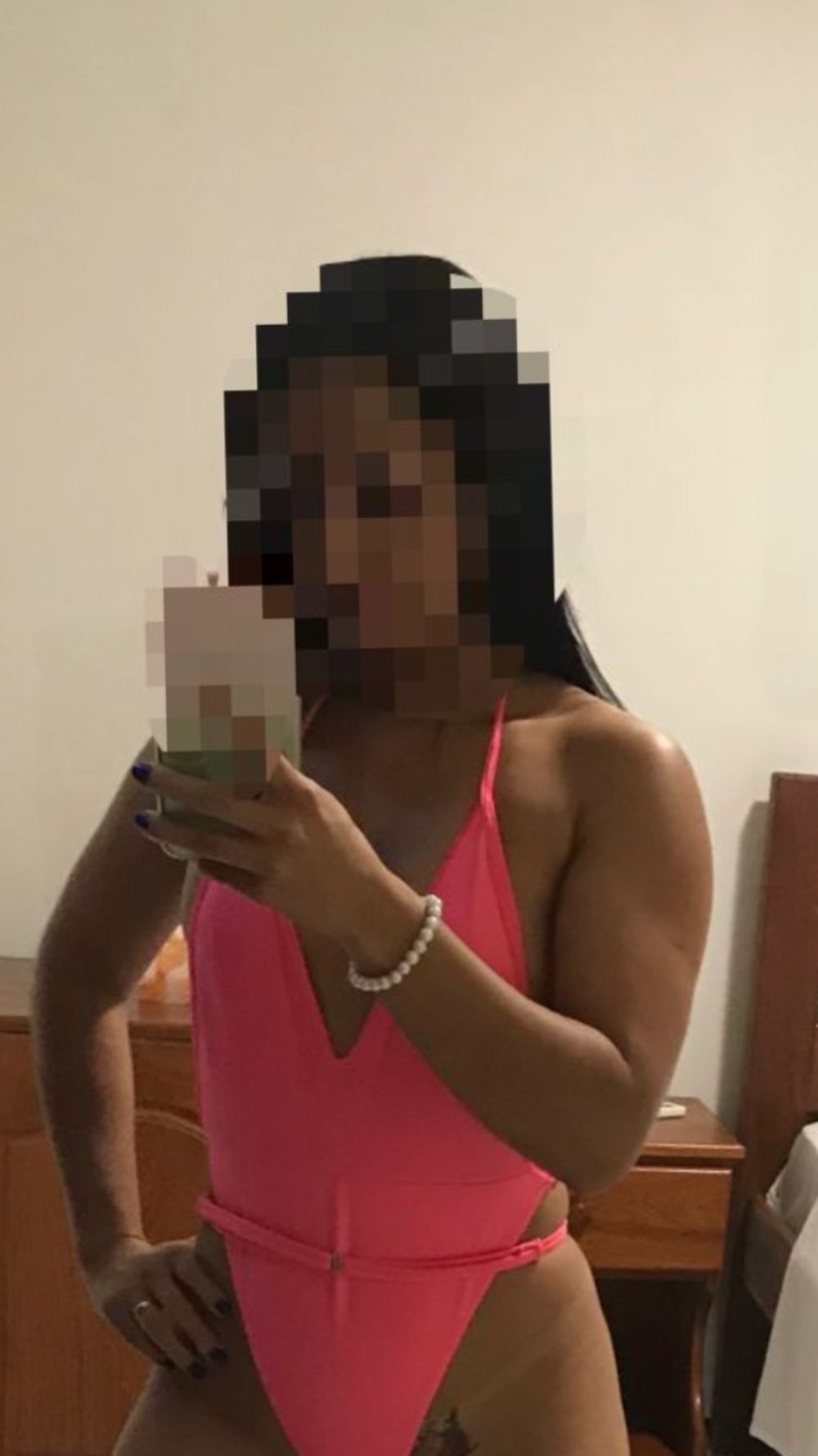 pequenahotwife2022 OnlyFans profile picture