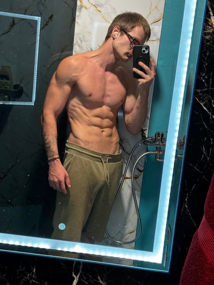 t0nzzz OnlyFans picture